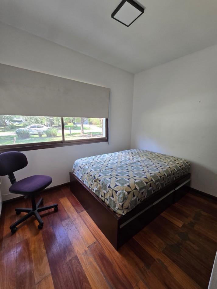 ALQUILER TEMPORAL. CASA DE 3 DORMITORIOS. PUERTO ROLDAN, BARRIO CERRADO.