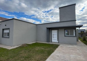 CASA EN VENTA, ROLDAN